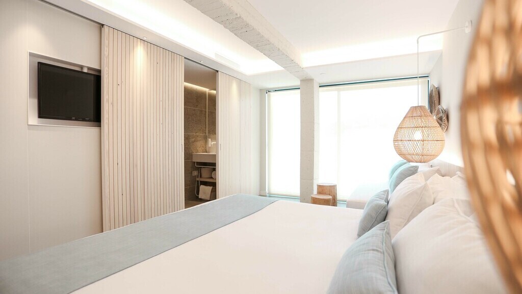 MEDITERRANEAN ROOM WITH BALCONY SWIMMING POOL VIEW 